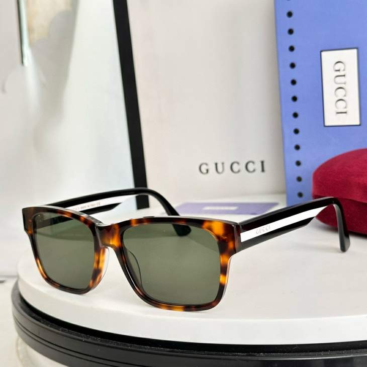 Picture of Gucci Sunglasses _SKUfw79338189fw